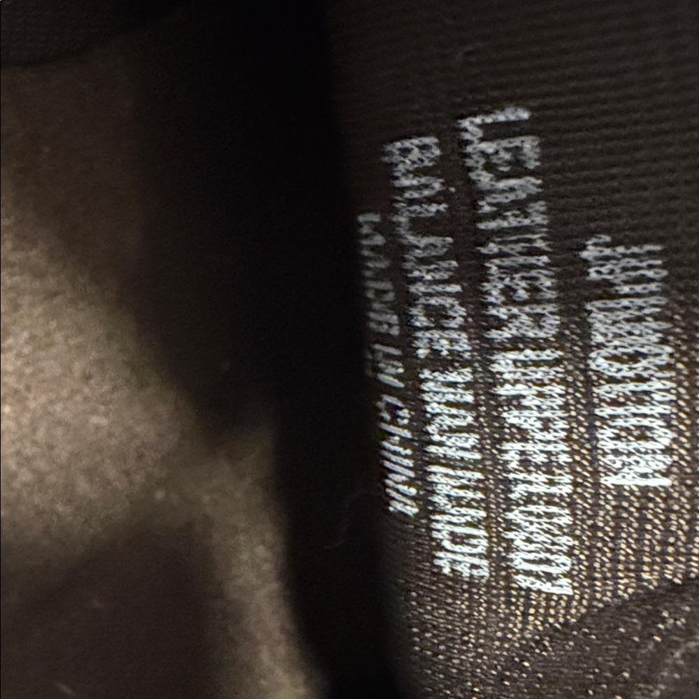 Easy Spirit Chocolate Crocodile Texture Oxfords - Picture 4 of 8